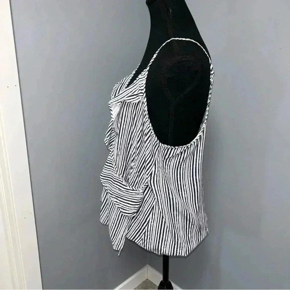 Entro  Tank - Picture 2 of 6